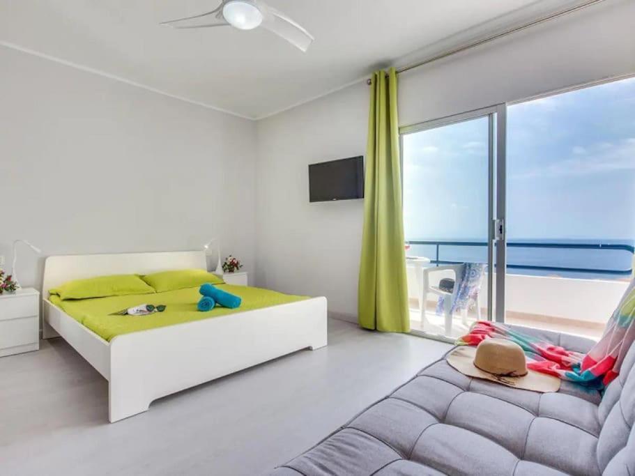 Vista Mozzafiato Apartment Playa Paraiso  Exterior photo